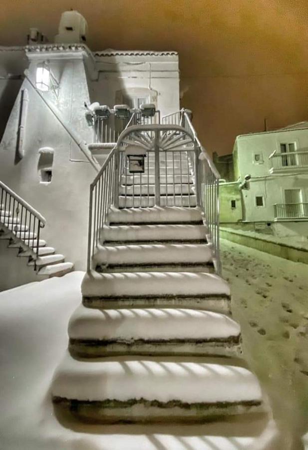 הוילה Monte SantʼAngelo Casa Isabella מראה חיצוני תמונה